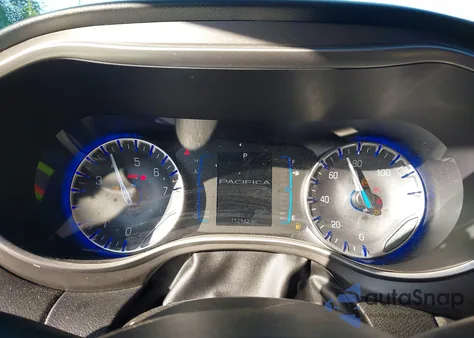 2020 Chrysler Pacifica Touring from USA, damaged, VIN 2C4RC1FG4LR135808